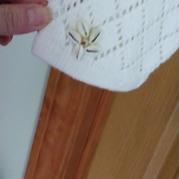 Storybook Knits Summer Shells Cardigan Plus EARRINGS - Picture 5 of 9